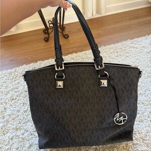 Michael Kors Tote